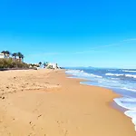 Mares By Costa