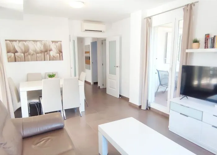 Mares By Costa デニア