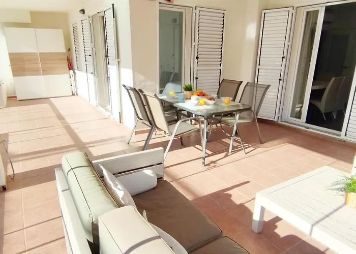 Mares By Costa Apartment *